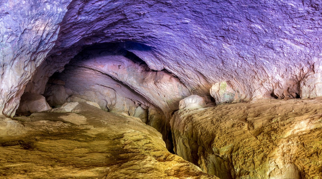 Caves with coloured walls in Alcanena, Portugal