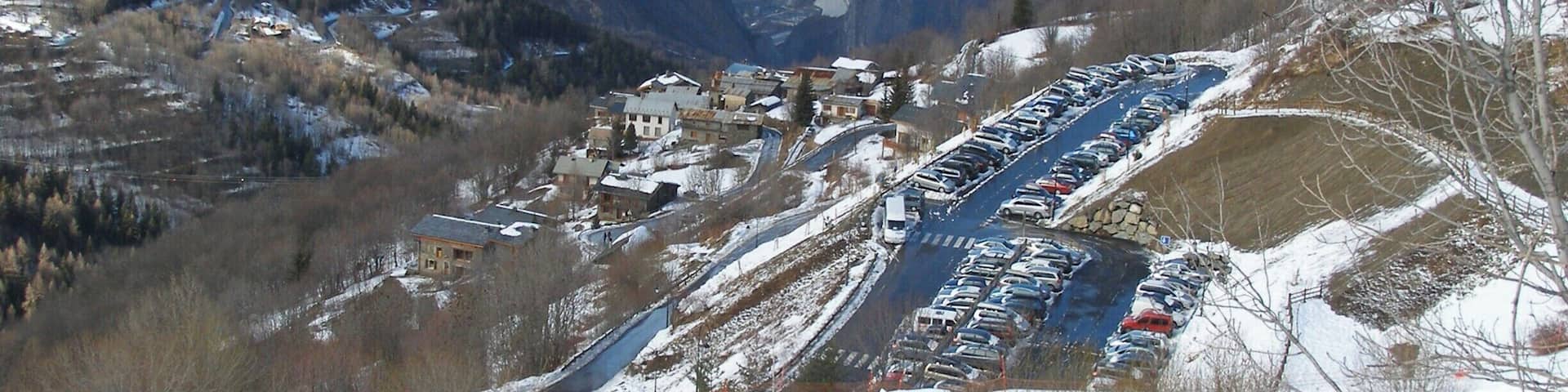 January 2006
Looking down the mountainside from Valmeinier.