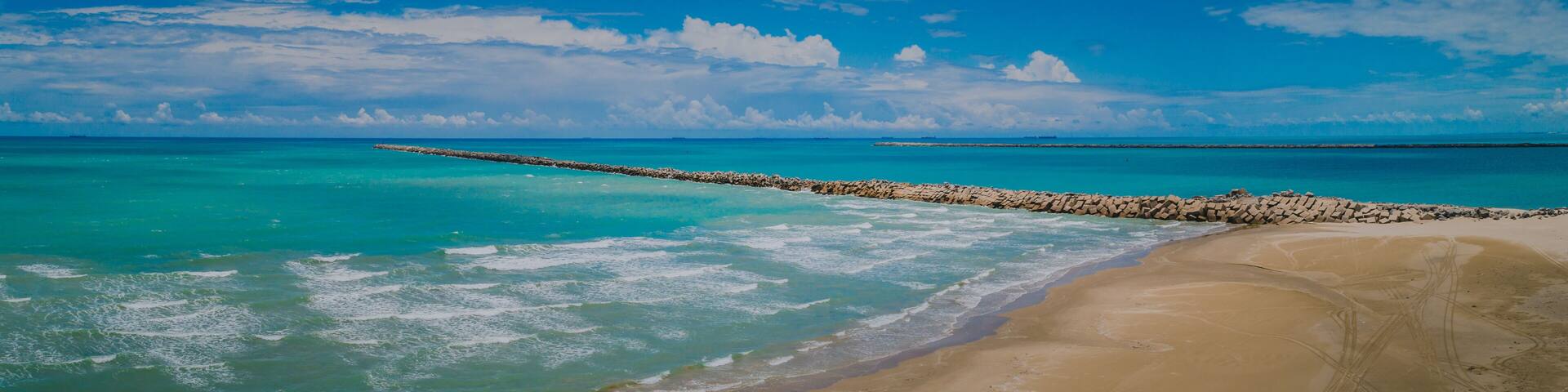 Escolleras de Playa Tesoro Altamira Tamaulipas México
