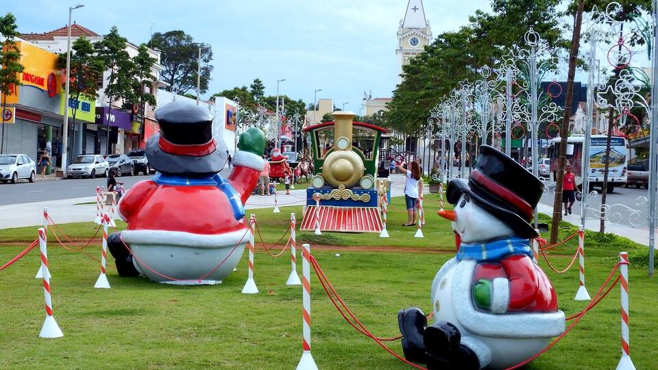 Época de Natal, na cidade de Araxá-MG,Brasil.
#red