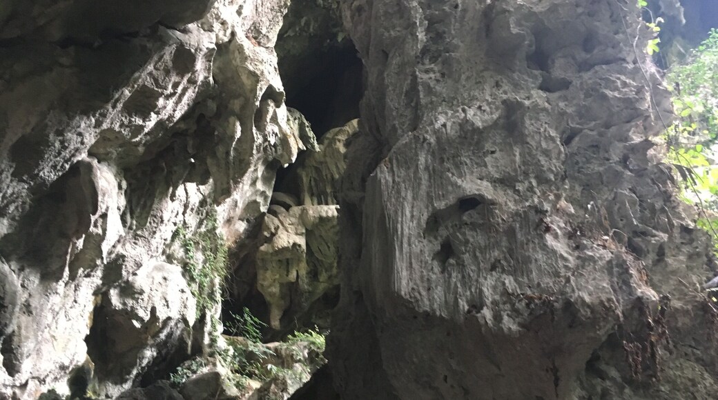 gelanggi cave
