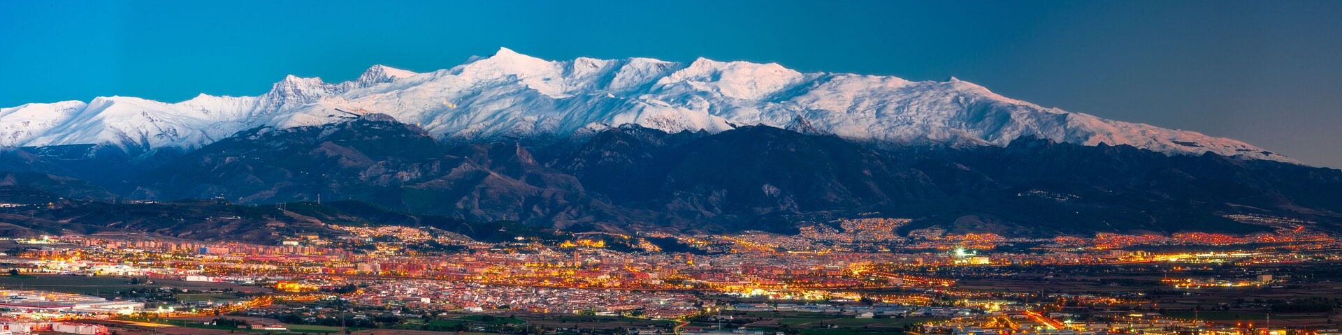 atardecer granada y sierra nevada