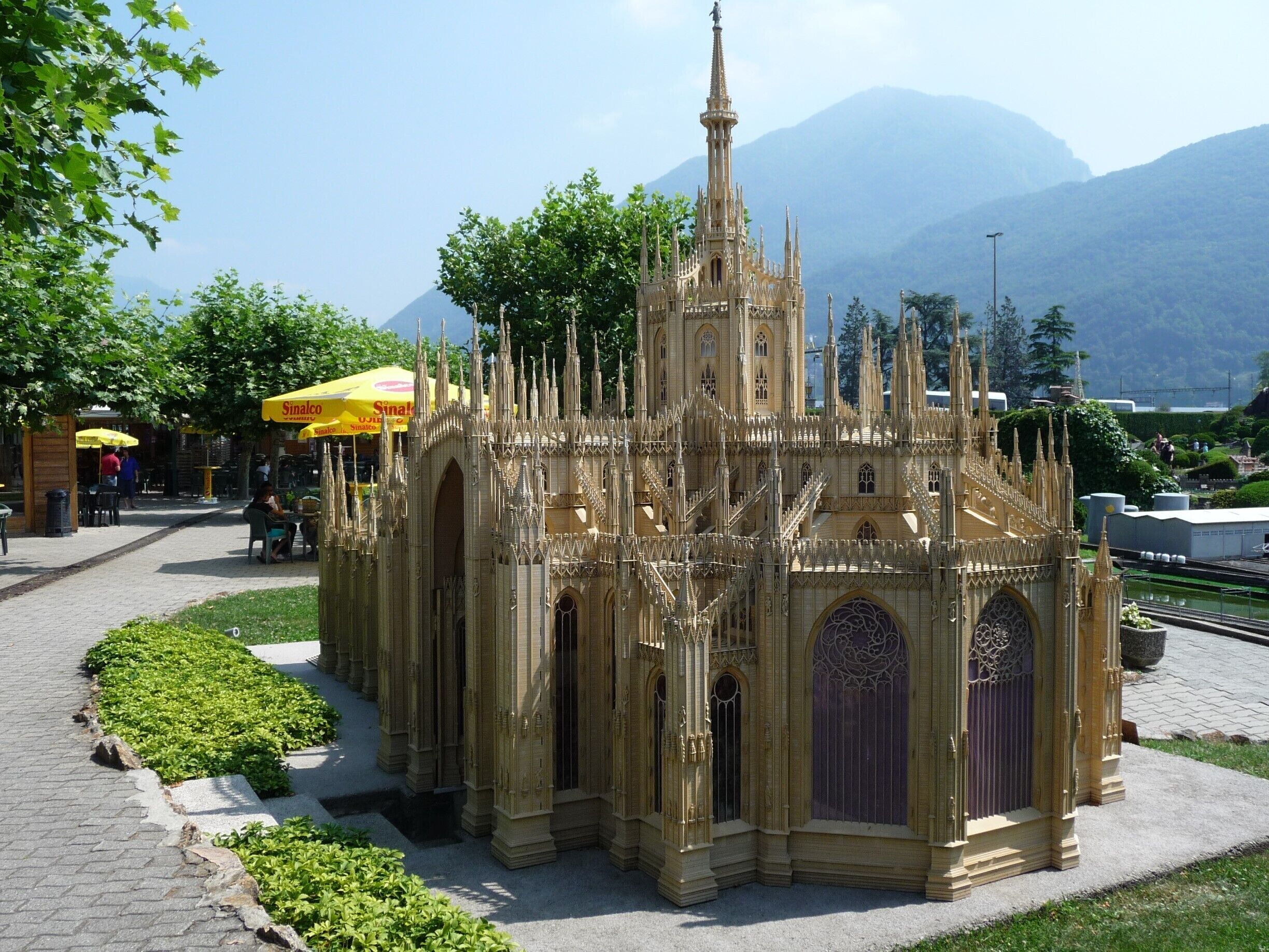 The Swiss Miniature is an open air park/museum that contains detailed miniature sized models of buildings, castles, cathedrals and monuments mostly of Switzerland. The models are surrounded by hundreds of trees and flowers. There are also model trains that are entertaining for younger children. The beautiful model of the Mailänder Dom is the only model in the Swiss Miniature that visitors can explore from the inside.