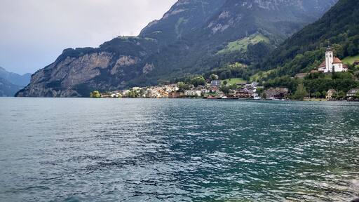 Flueelen am Vierwaldstaettersee im Kanton Uri in der Schweiz