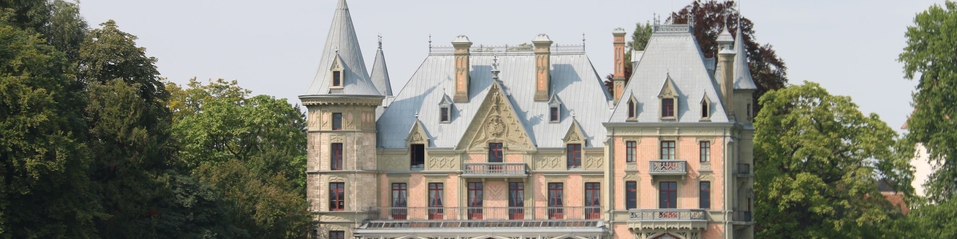 A lovely building on the lake shore