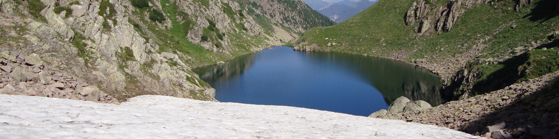 bianco azzurro verde