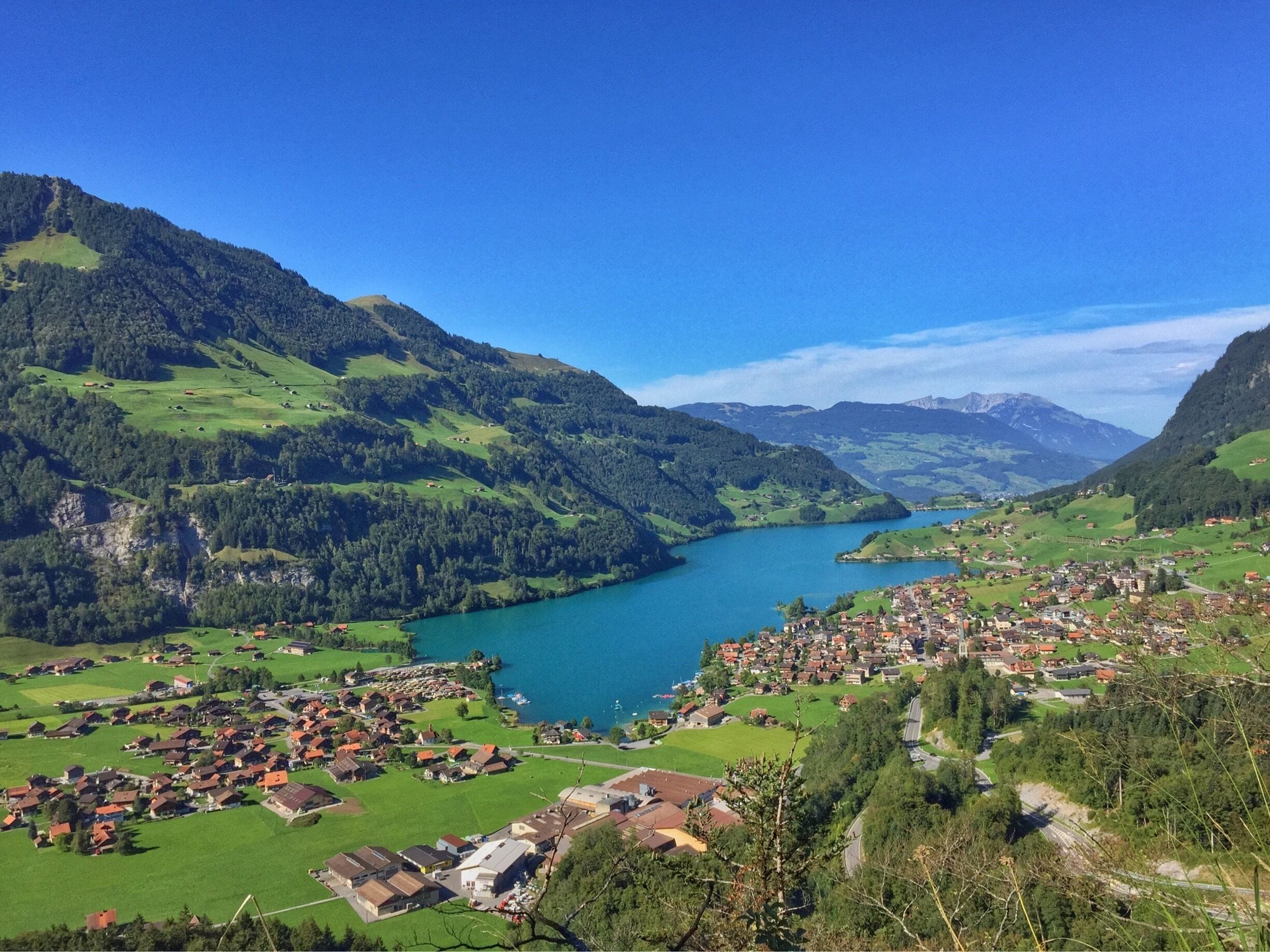 May you all have a good start of the week!