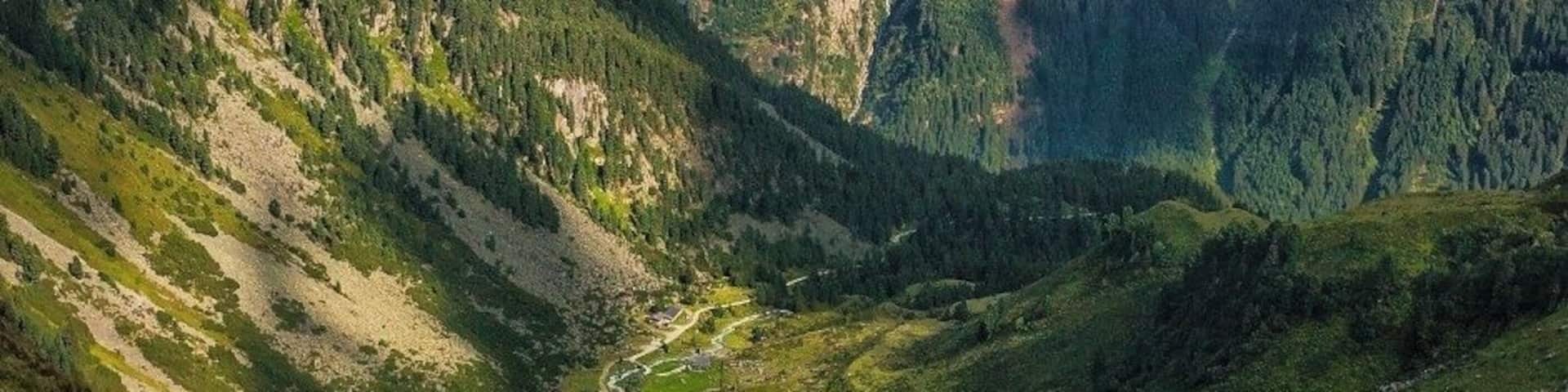 August 2017
Falbesoner Ochsenalm, Stubai Alps, Austria
Stubai Alps belong to the Central Alps and are quite near from Innsbruck. The picture was taken on route from Franz-Senn hut to Neue Regensburger hut. The meadow below is called Falbesoner Ochsenalm (1.822 m alt.). It is on the way down to Falbeson village in the valley of Unterbergtal which is basically the main valley of the whole Stubaital. Just over the valley the Habicht peak is rising with its impressive 3.277 meters.