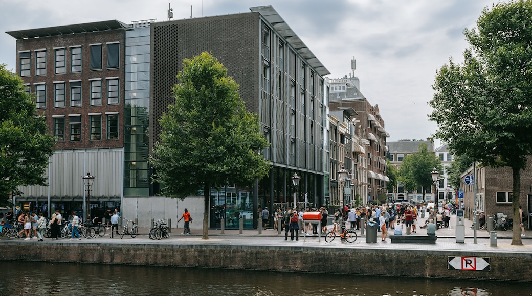 Anne Frank House which includes a river or creek
