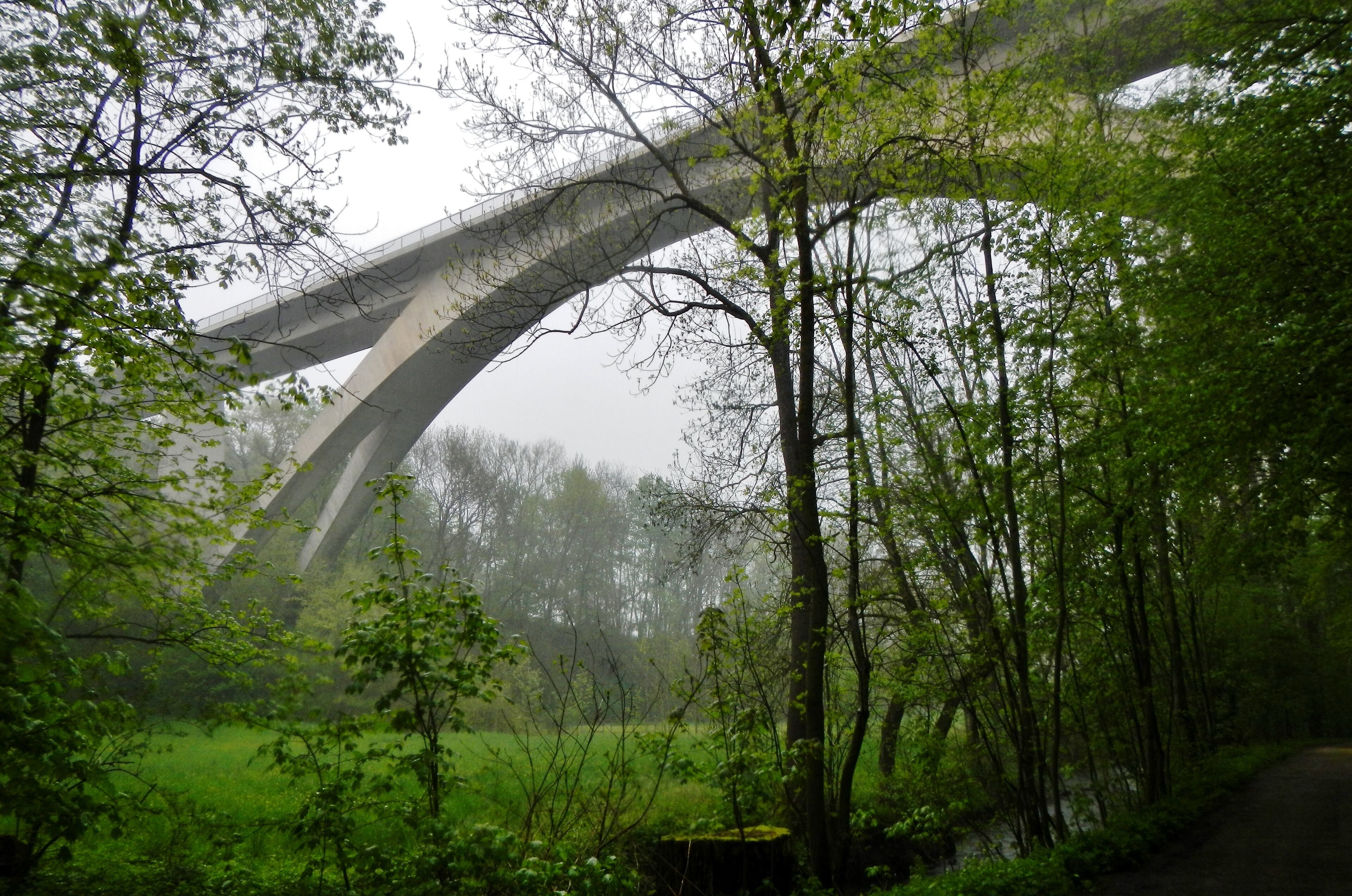 Brücke B10 über das Glemstal bei Schwieberdingen