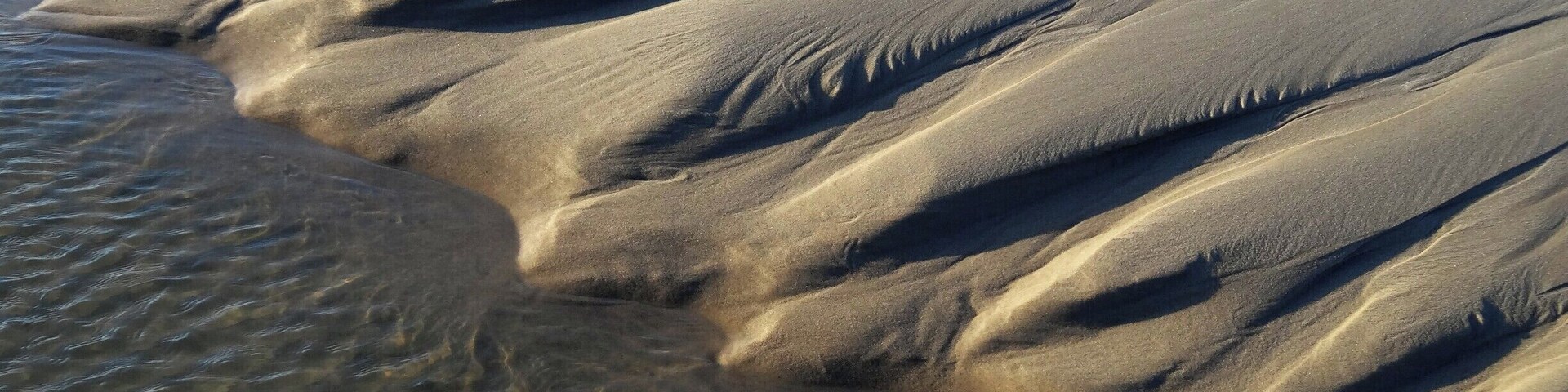 #Aquiraz #Beach
Walking on the beach
Praia de Aquiraz.
Passeios pela praia no final do dia são sempre inspiradores.