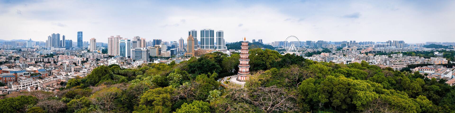 Aerial view of Zhongshan Park, Zhongshan City, Guangdong Province, China