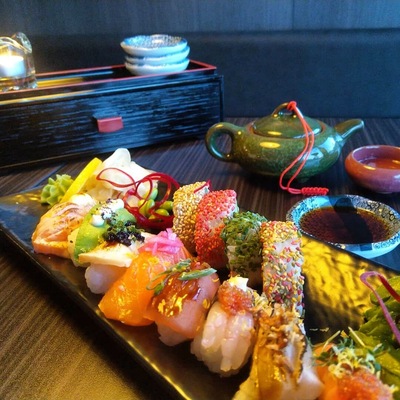 Fantastic sushi â€ïžđŁđ¶