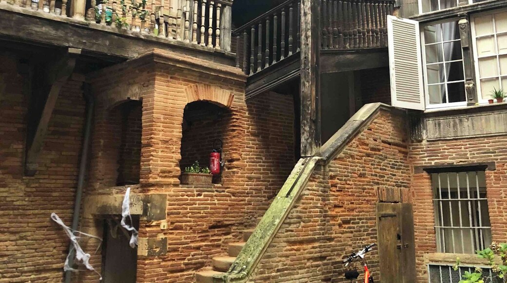 Special architecture and old house in Toulouse