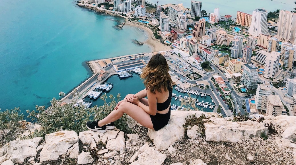 If you ever find yourself in the Northern Costa Blanca region of Spain, you must visit this small and charming seaside town under the name of Calpe. This town has wonderful beaches and many cool resorts. However, if you have a limited time in the area, this hike is a must. Its a wonderful climb with fabulous views of surrounding areas. It takes about two hours to reach the top. There are cool tunnels, some narrow paths, ropes, and a bit of rock climbing at the end but it seems doable for all fitness levels. #AboveItAll