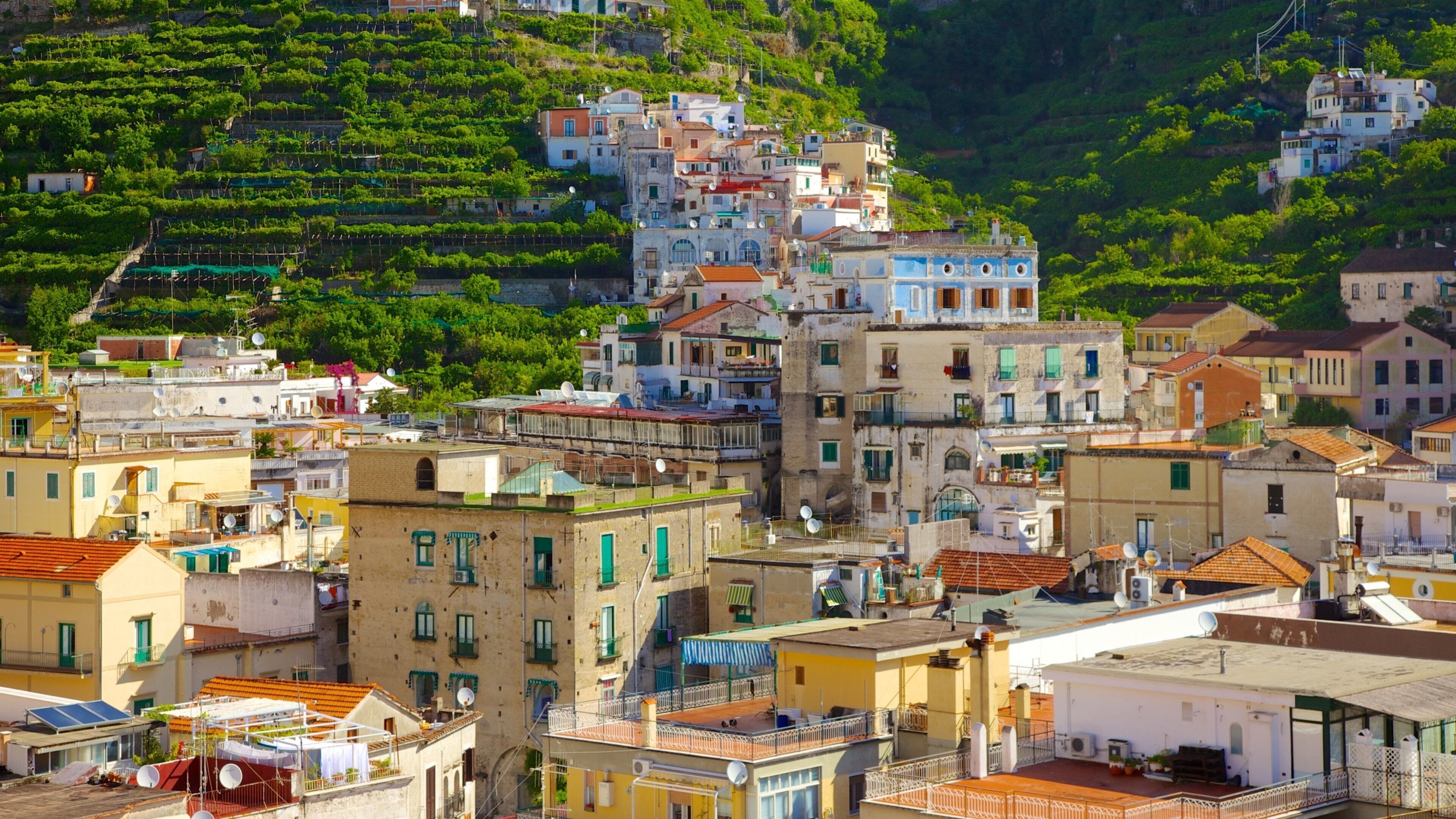 Minori featuring a city and mountains
