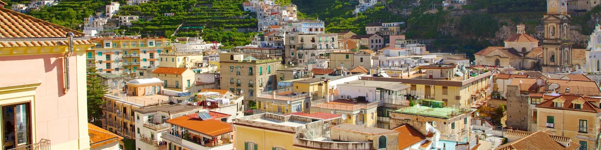 Minori featuring mountains and a city