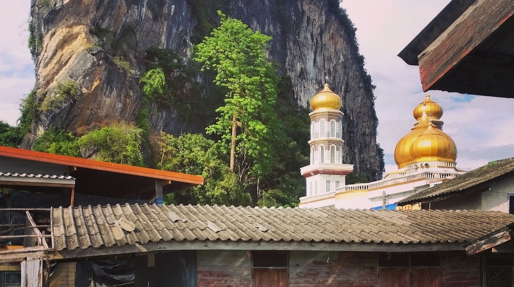 Floating village at Phang Nga Bay