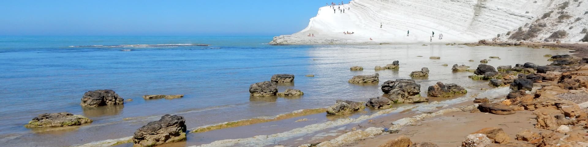 The authorisation for taking photos of this object was provided by the World Wide Fund for Nature Italy.