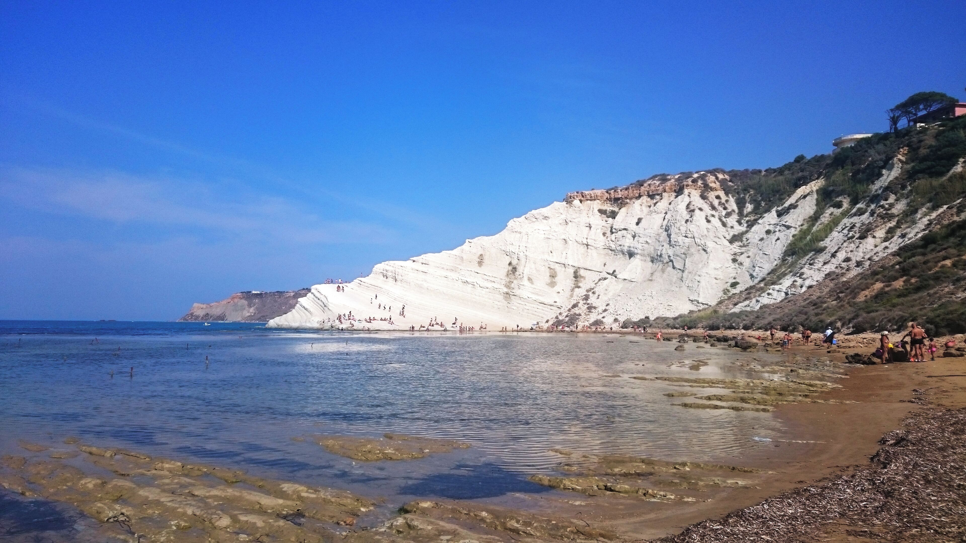 The authorisation for taking photos of this object was provided by the World Wide Fund for Nature Italy.