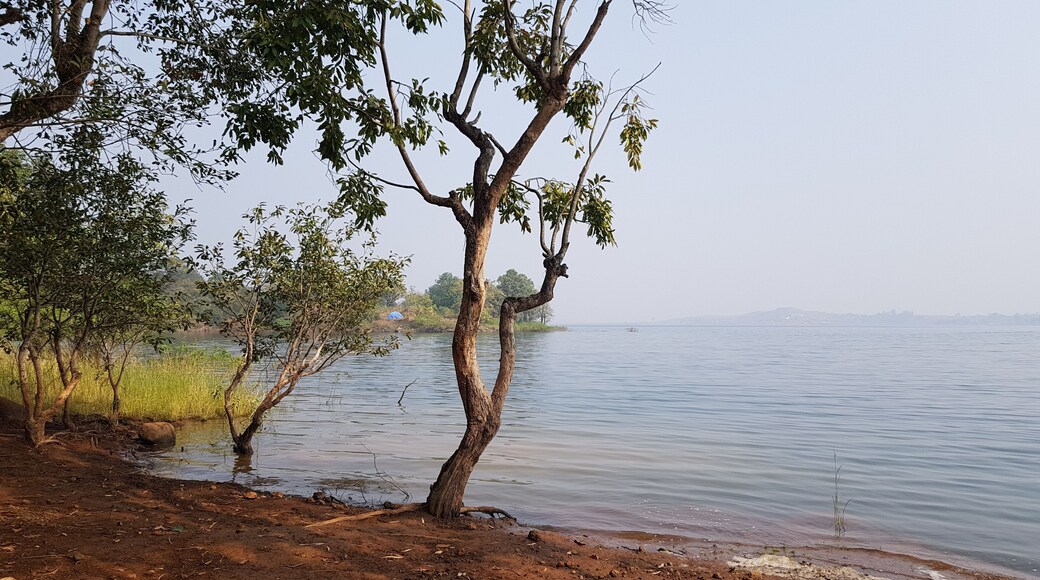 Pavana lake side view. Pavana lake is located in Lonavala, a hillstation near Maharashtra, India