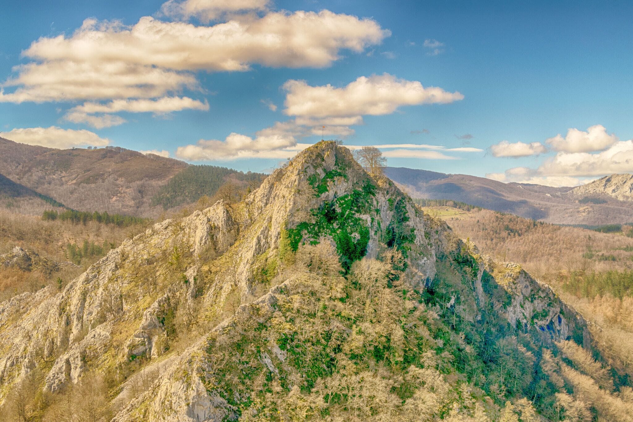 500px provided description: Aitzabal [#landscape ,#mountain ,#valley ,#hill ,#hiking ,#scenery ,#ridge ,#hillside ,#mountain peak ,#mountain range ,#snowcapped ,#rolling landscape ,#O?ati]