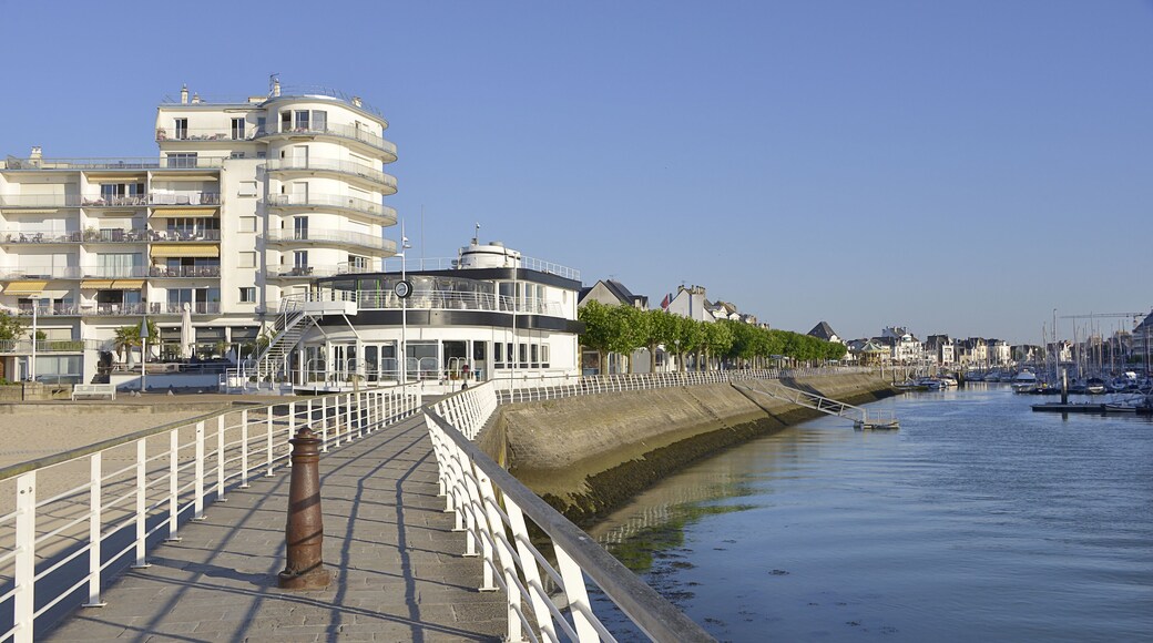 Town of Le Pouliguen near the channel in Pays de la Loire region in western France. Le Pouliguen is a seaside resort on the famous Côte d'Amour for its fishing port and marina