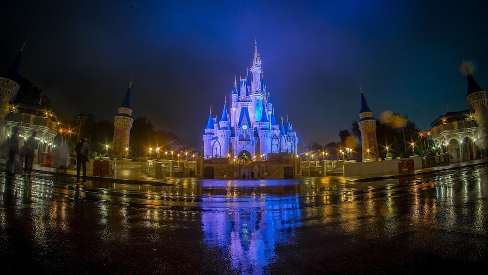 #LifeAtExpedia
Rain, rain go away... or not! Best time to take photos in the Disney parks is when it’s rainy out. You get some amazing pictures with beautiful #reflections - well-worth busting out your poncho for it! #cinderellacastle #waltdisneyworld #magickingdom