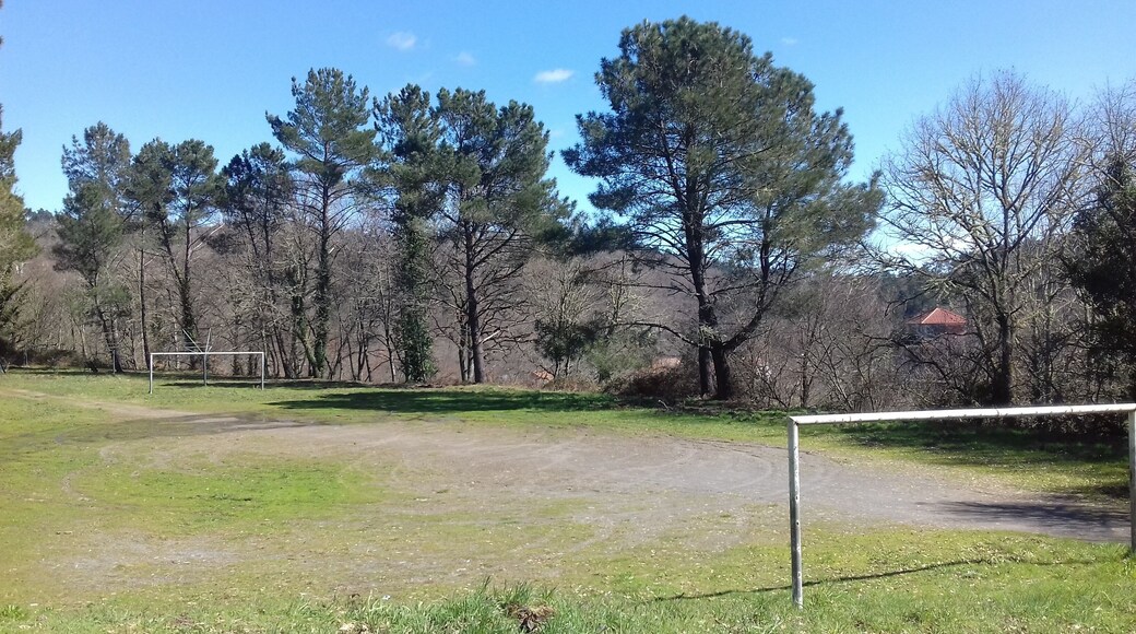 Campo de fútbol en Xendive, Boborás