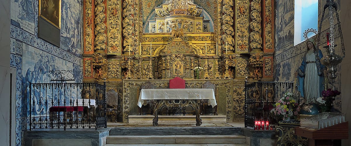 Santa Casa de Misericordia (1501). Retablo mayor de la Capilla del EspĂritu Santo, principios del siglo XVIII.