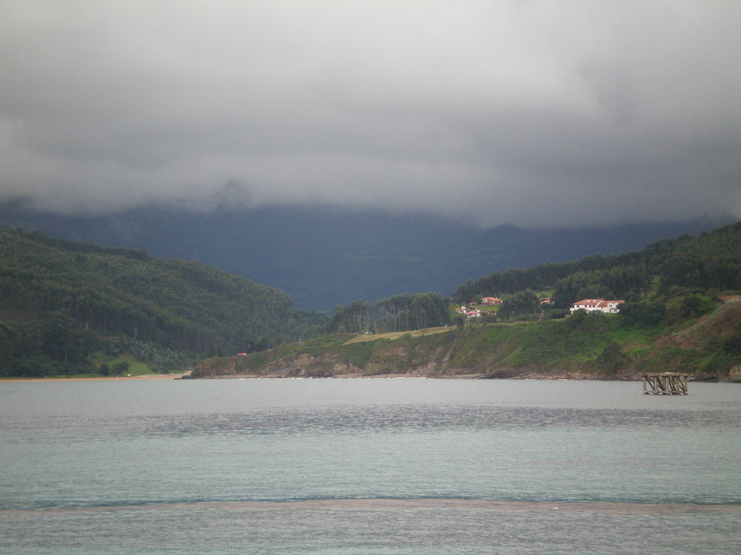 la griega y nubes en el sueve