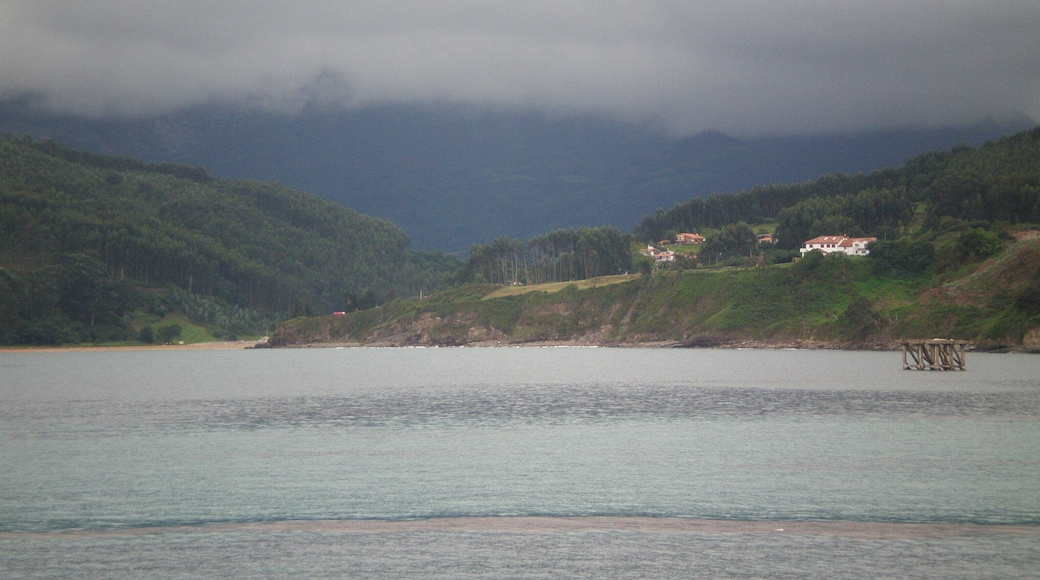 la griega y nubes en el sueve