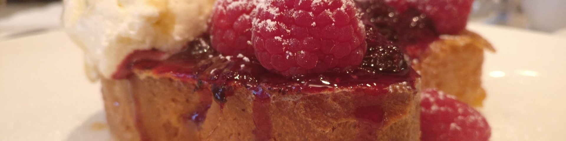 Really great French toast makes for a perfect brunch in Dublin. #Dublin #Merch #FoodieFinds #LifeAtExpedia #Ireland