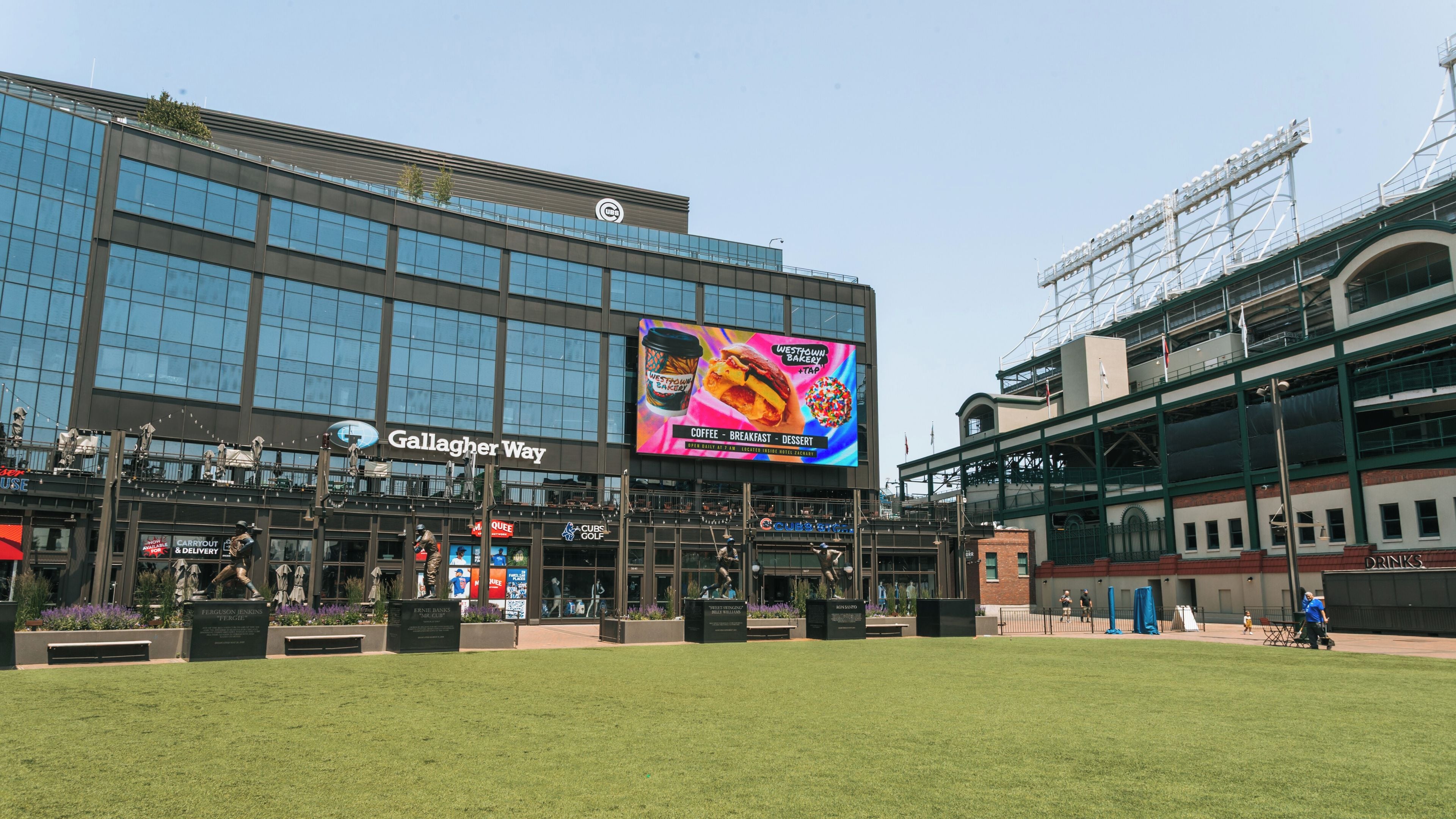 Wrigley Field in Lakeview | Expedia.co.in