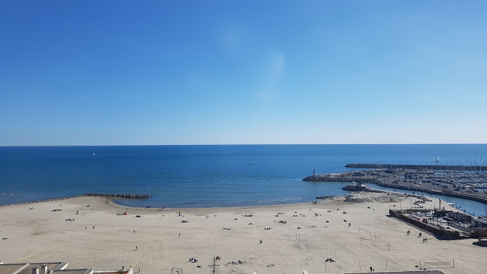 Palavas restaurant view