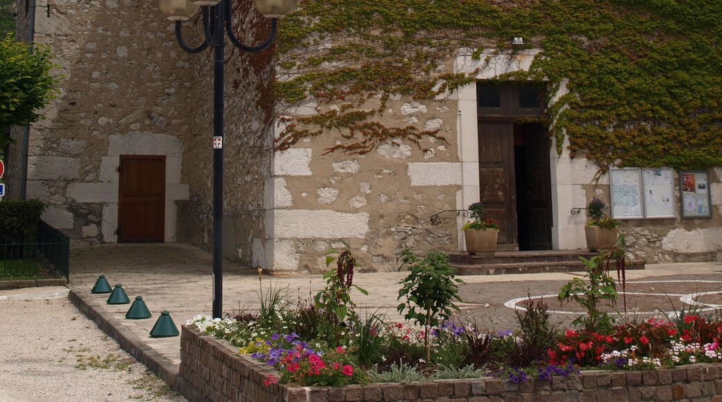 Église, Challes-les-eaux