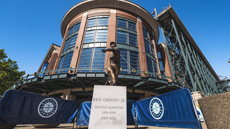 Seattle_SafecoField_6034821_02