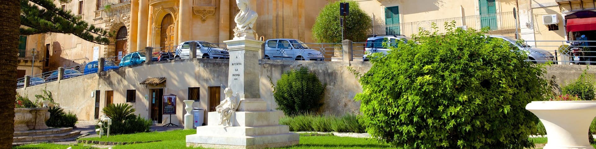 Noto featuring heritage elements and a castle