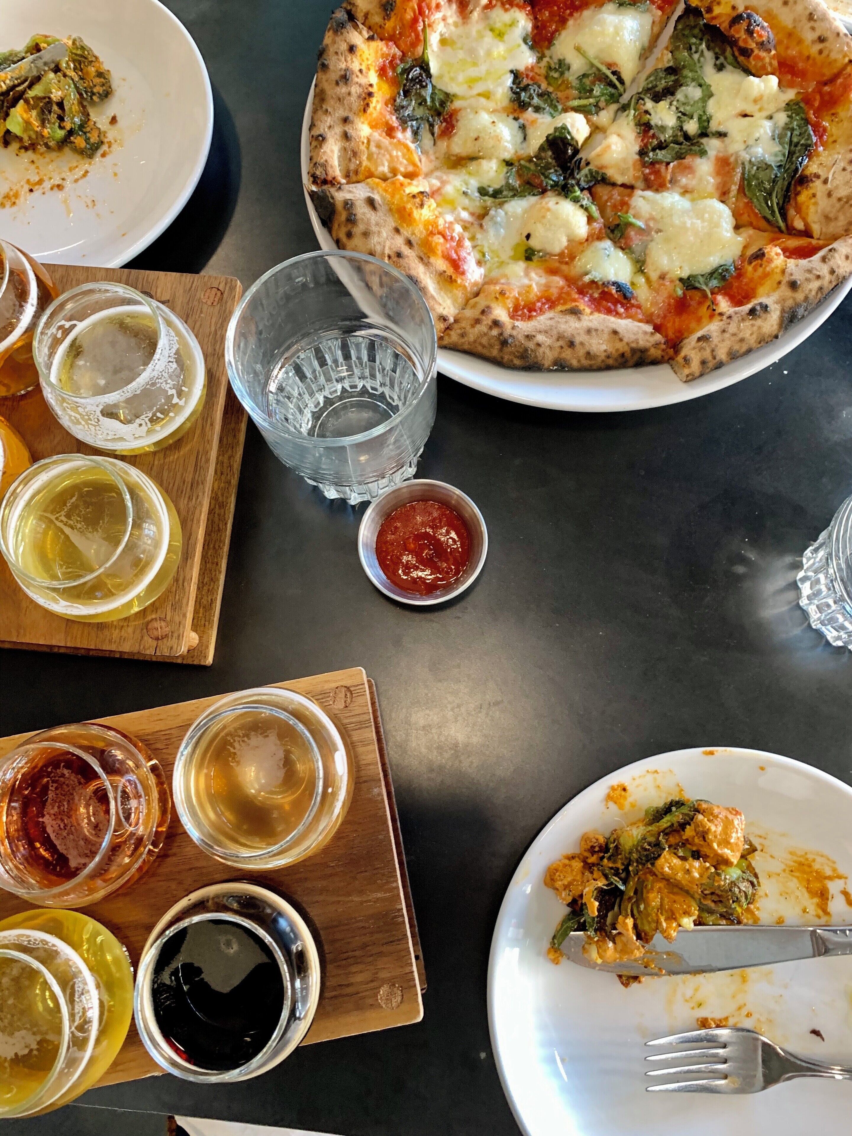 If you’re in Asheville definitely check out White Labs! They’re a company specializing in yeast and sell to many of the top breweries. They opened a restaurant and their menu is full of all sorts of delicious foods and drinks that are made from...their yeasts! #trovember #asheville #food