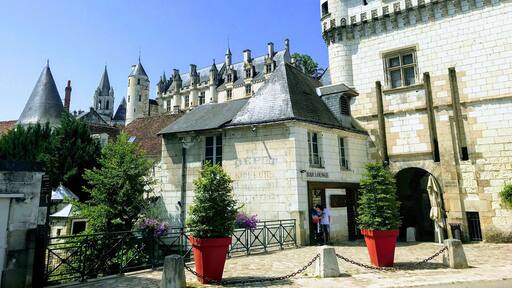 Beautiful French villages & Château 😘🇫🇷❤️