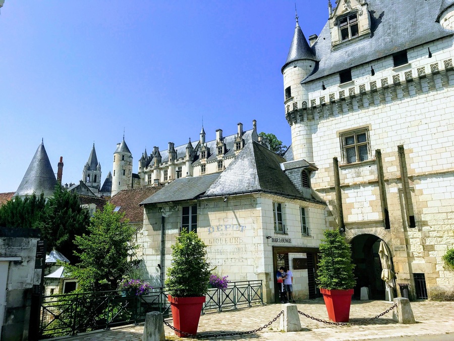 Beautiful French villages & Château 😘🇫🇷❤️