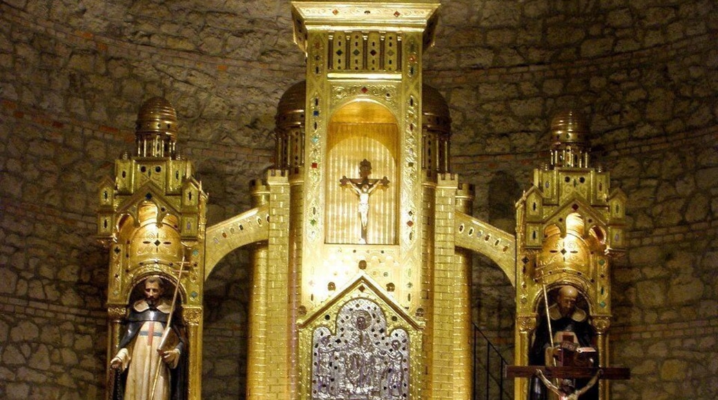 Iglesia de la Santísima Trinidad (PP Trinitarios), en Algorta, Gecho (Vizcaya)