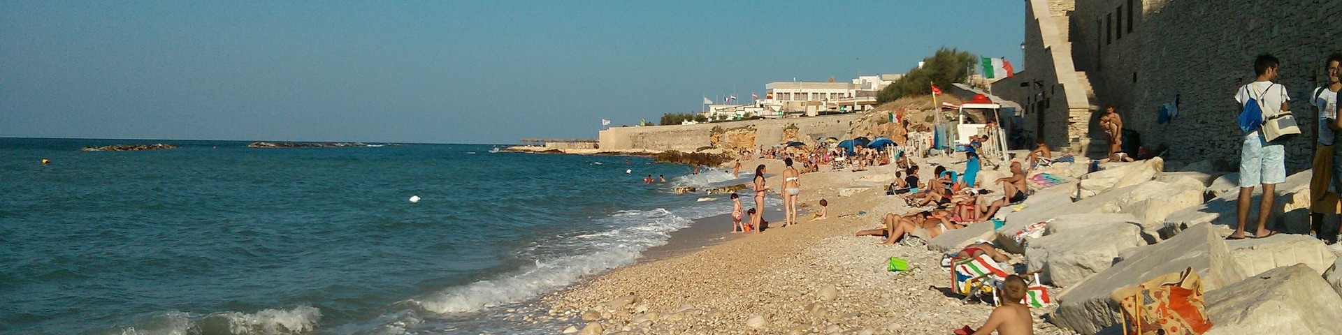 Spiaggia privata / libera con docce e bagni