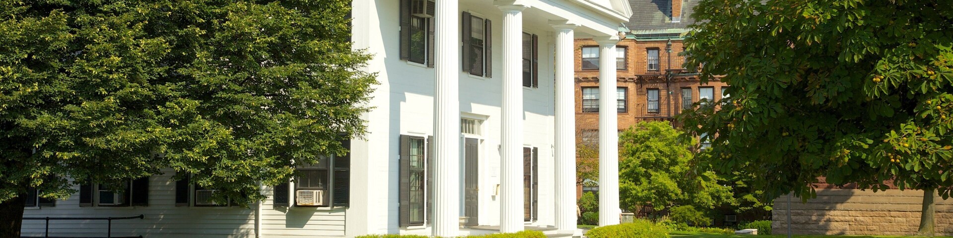 Harvard University que inclui arquitetura de patrimônio e uma cidade