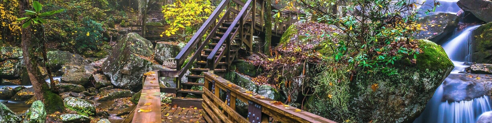 Beautiful park during the falls season. alot of Trail with nice little falls and also a 80 ft. waterfall called High Shoals falls. wear good shoes many rocks and steps.