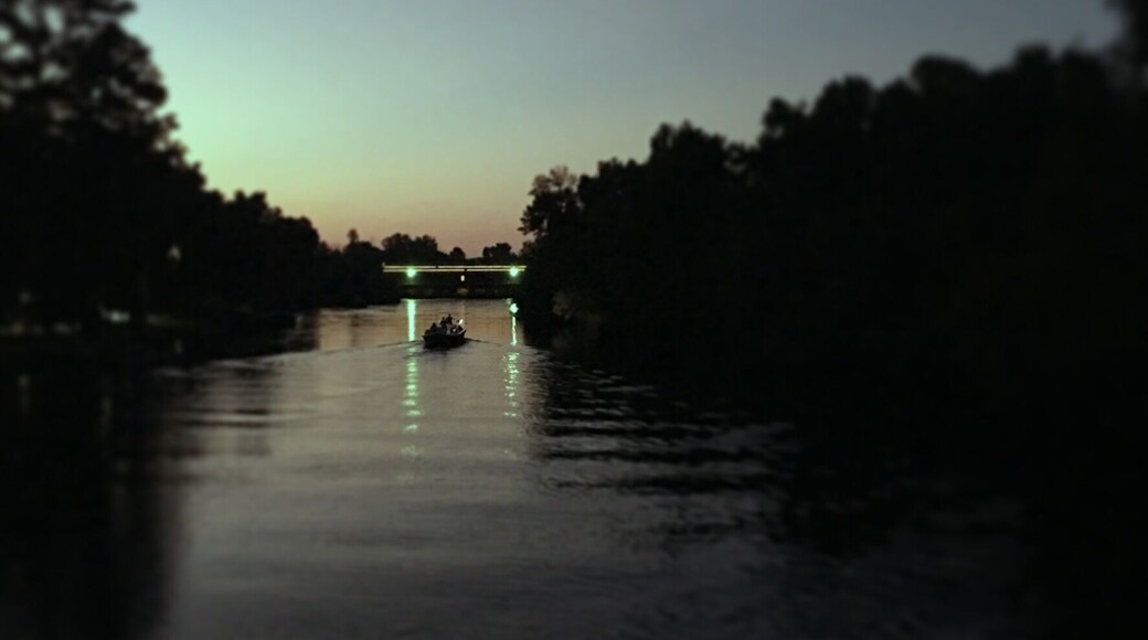 Moonlight boating allowed