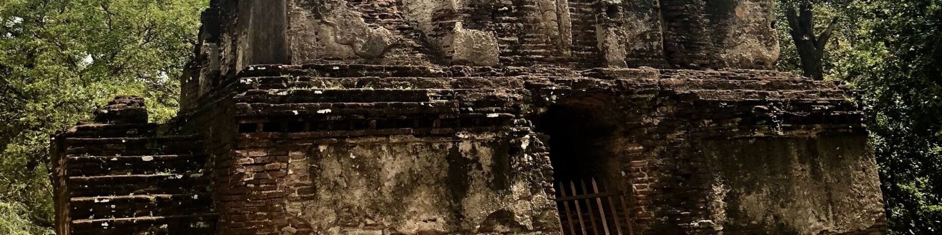 Some of the ancient ruins found at Polonwurra.