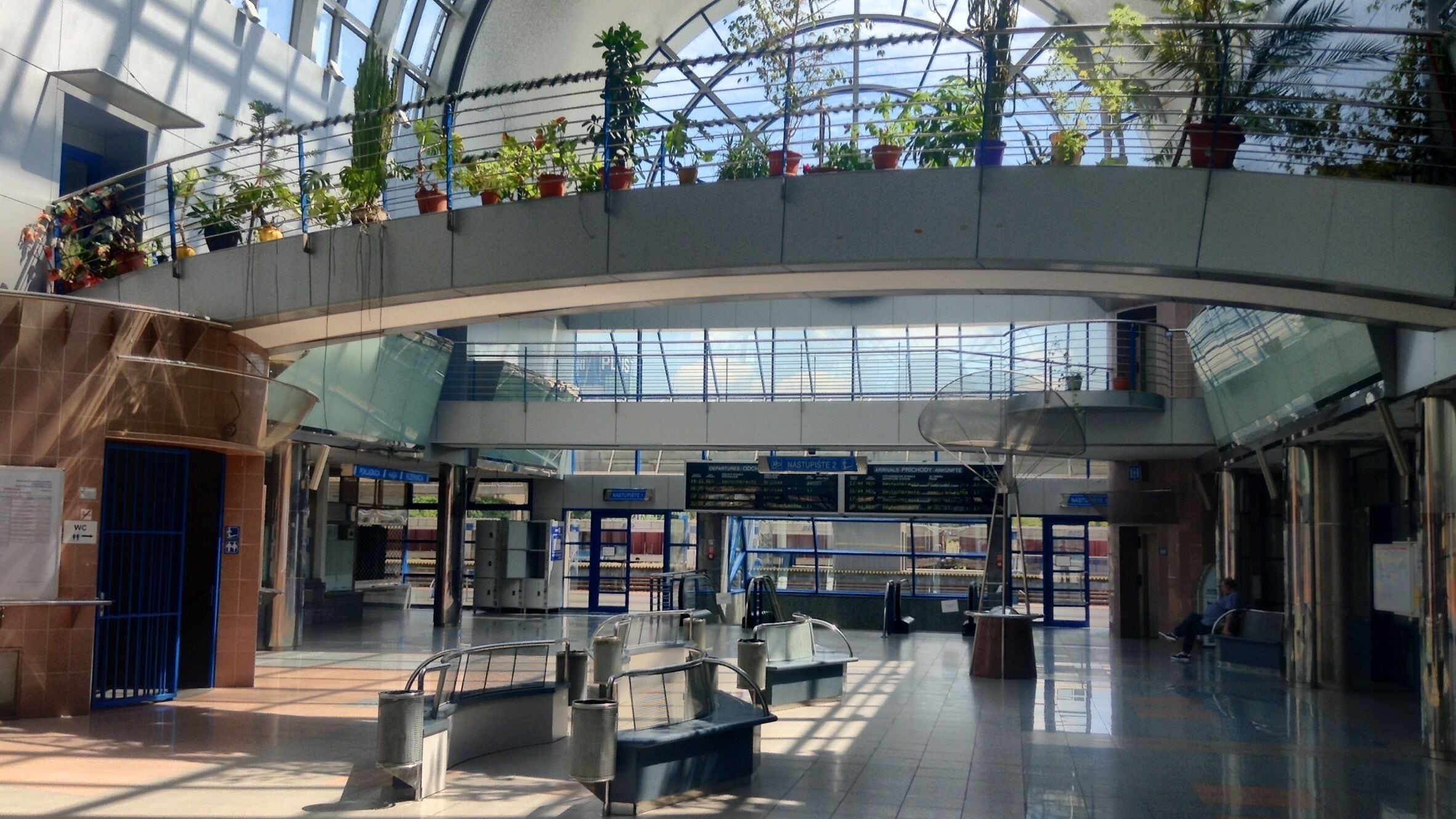 The main hall in Bratislava-Petržalka railway station is quite impressive and well kept. It's a fairly quiet station, with trains to Vienna every two hours.

#LoveMyTown