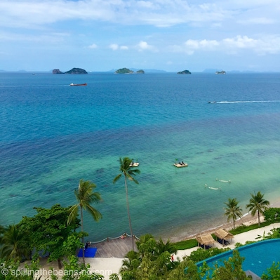50 shades of #blue 💙
How stunning is this view?
#kohsamui #thailand #bestof5