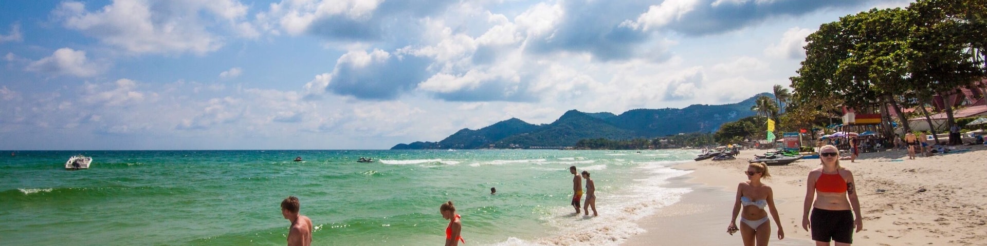 Chaweng Beach on Koh #Samui, #Thailand - a fun and popular place (which doesn’t narrow things down, because that could describe most of the country...)
#BeachTips
#TroveOnTuesday
#LifeAtExpedia
